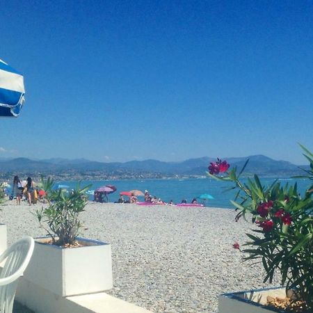 La Roulotte Du Pylone Hotel Antibes Luaran gambar